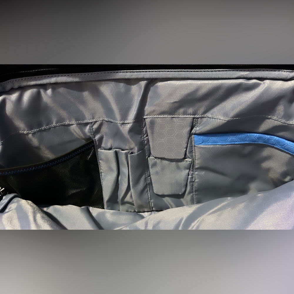 Pro Briefcase 15 - Picture 15 of 15